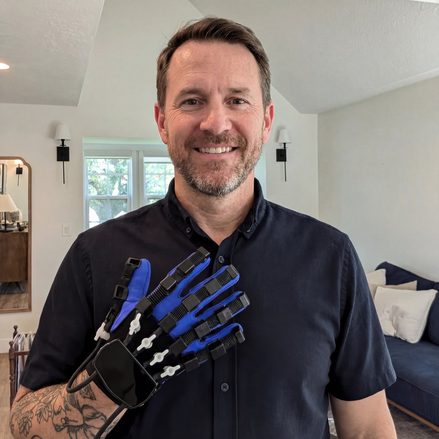 StepNura™ Hand Recovery Glove